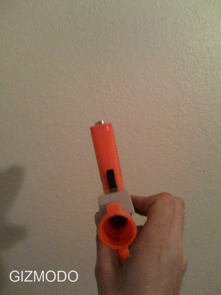 Illustration for article titled NES Zapper Bong Invites You to Place the Barrel in Your Mouth